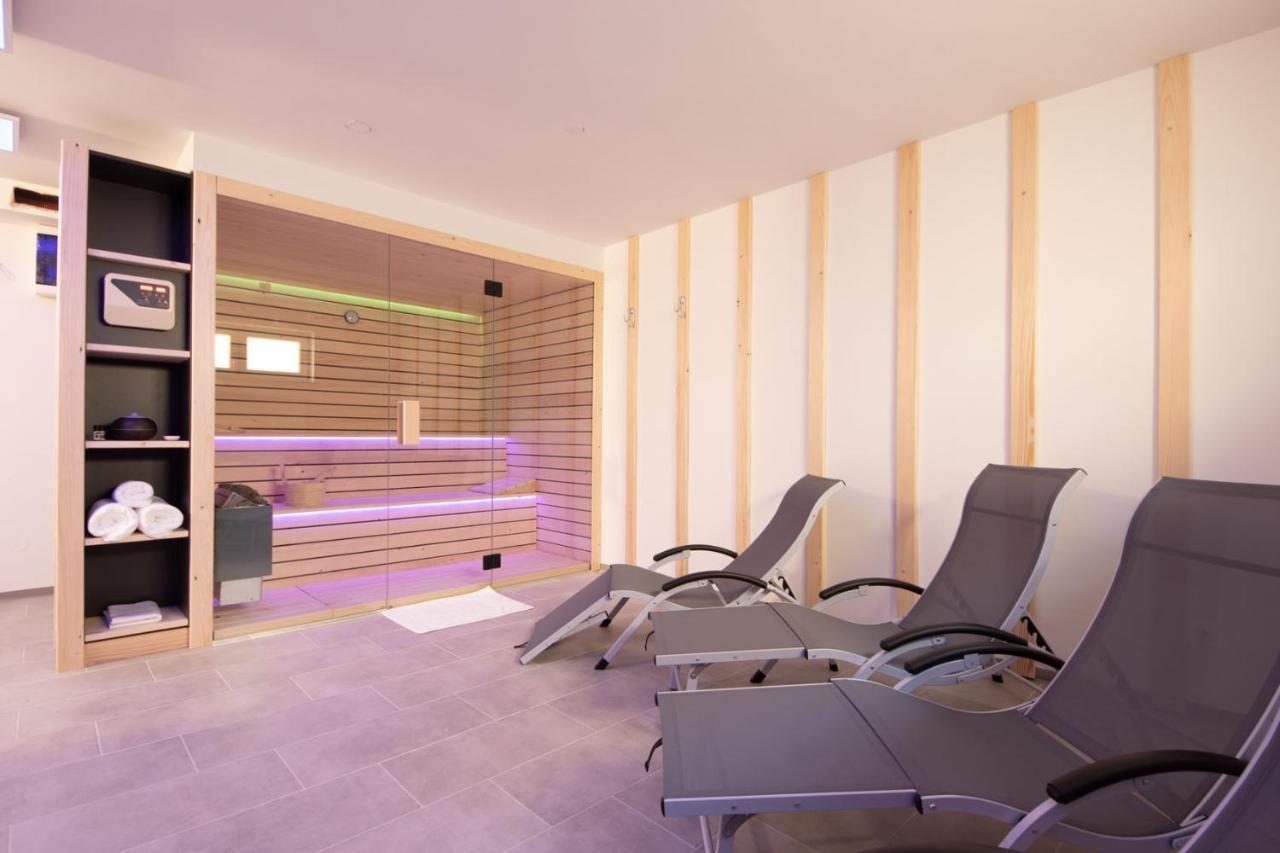 Chic Apartments With Balcony And Spa In Mojstrana Exteriér fotografie