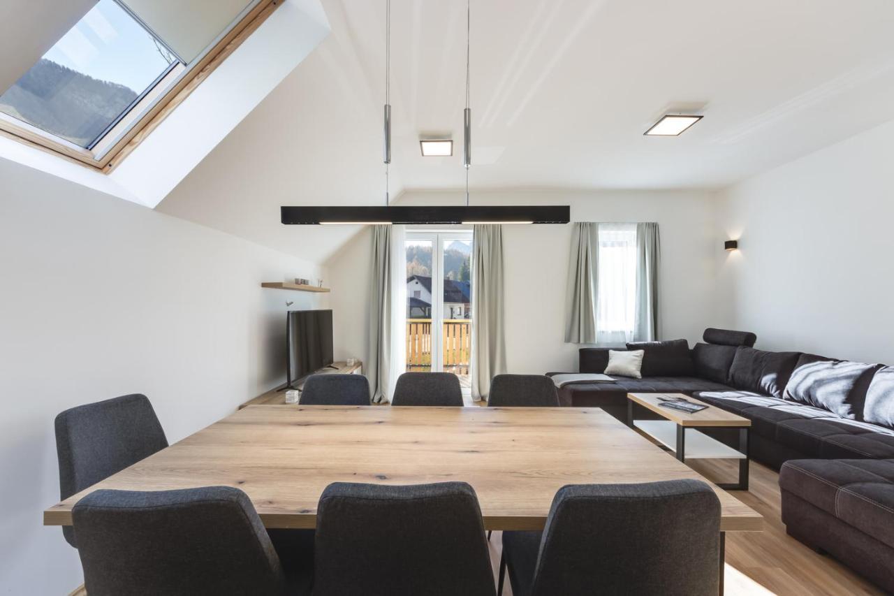 Chic Apartments With Balcony And Spa In Mojstrana Exteriér fotografie