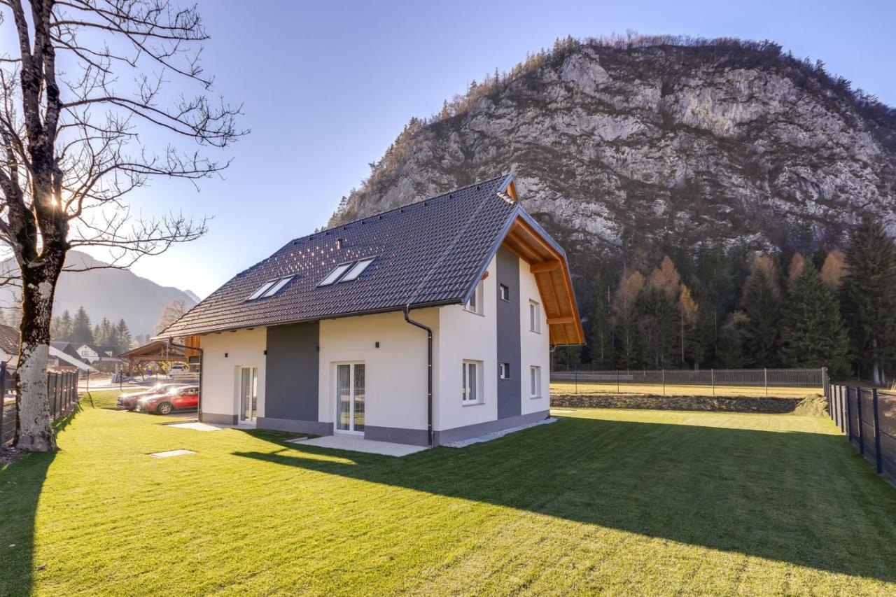 Chic Apartments With Balcony And Spa In Mojstrana Exteriér fotografie