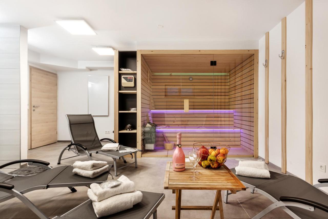 Chic Apartments With Balcony And Spa In Mojstrana Exteriér fotografie